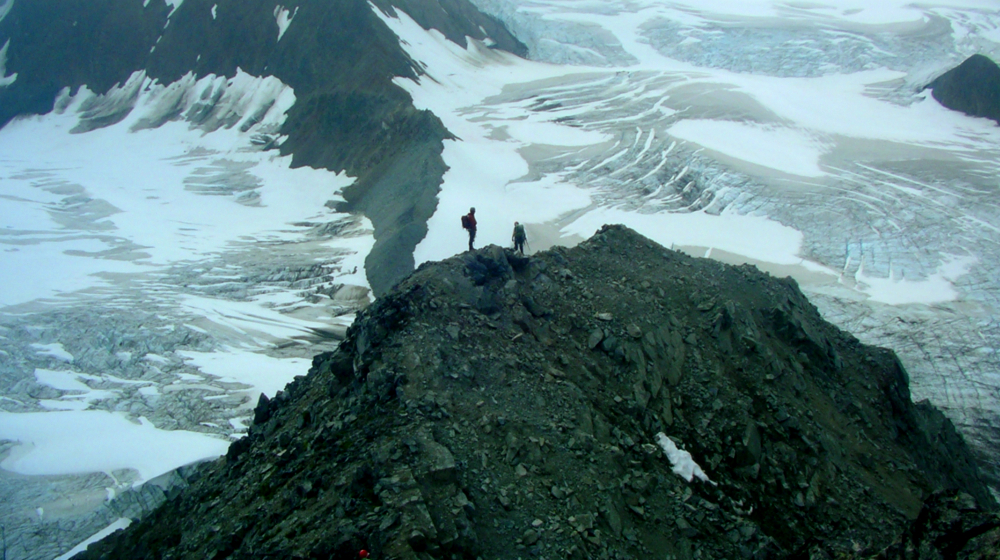 Exploring the rocky ridge of Abandonment peak at about 4500' elevation
