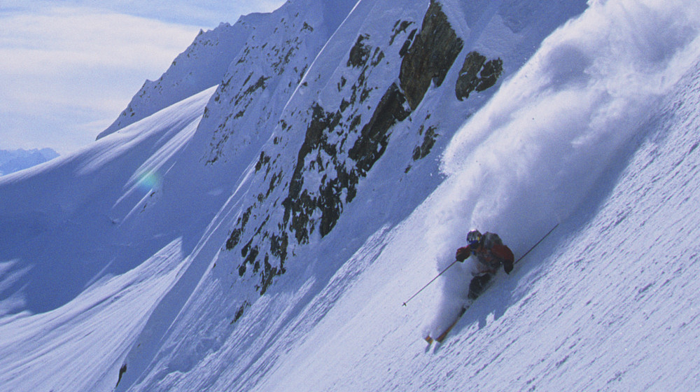 Skagway heli-skiing offers expansive terrain in a unique in-town setting