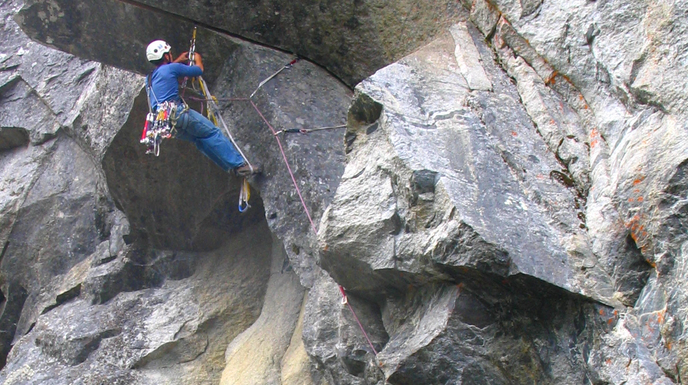 Setting a trad line on a custom multi-day program